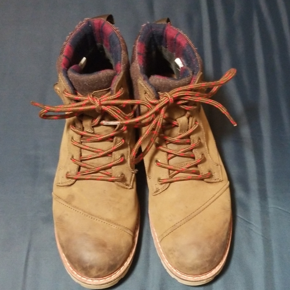 Toms Stylish Winter Boots